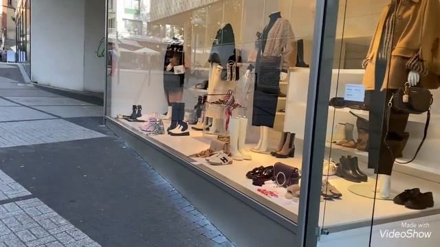 Вычёсываю котиков ?Барс Обижает Майю/Шопинг в магазине/ Обзор и цены ?Olga Kirchgessner смотреть онлайн