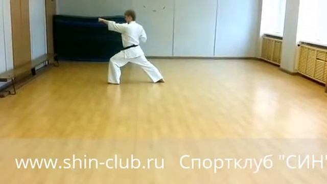 Тайкеку соно ни ура, тайкеку соно сан (ката на 8 кю Киокушинкай) смотреть онлайн