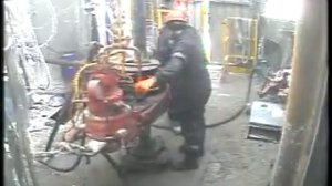 Помбура ударило буровым ключём (АКБ)😏