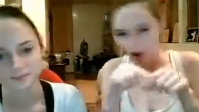 Funny Girls! Две прикольные девушки отжигают! смотреть онлайн