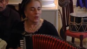 РОВЗАН ХАМУРЗАЕВА (ЛЮБИМЫЕ ЧЕЧЕНСКИЕ ПЕСНИ НА ГАРМОШКЕ) АРХИВ