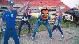 Hello Neighbor   Привет Сосед  украл серебряную кнопку у ЛОВИ ЛАЙКИ