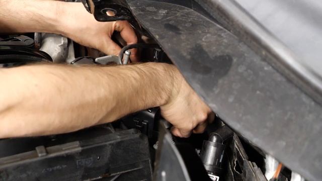 Mercedes ML W164 AGR Wechseln | change EGR | VitjaWolf | Tutorial | HD смотреть онлайн