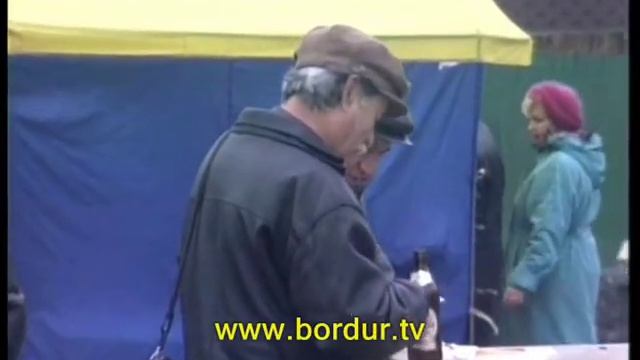 Скрытая камера. Бегающий киоск. Сдачи не дает! смотреть онлайн