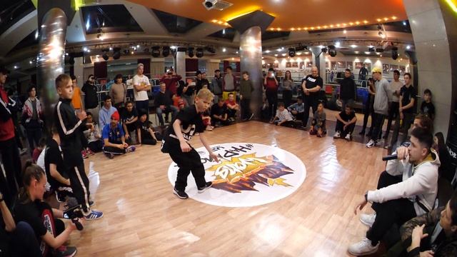 final up to 9 y.o. bboy ElectroMax vs Power Jet - брейкданс батлы AUTUMN WARS смотреть онлайн
