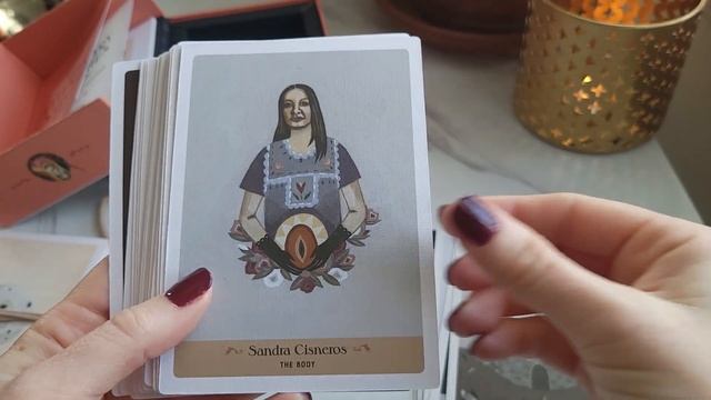 The Literary Witches Oracle Deck смотреть онлайн