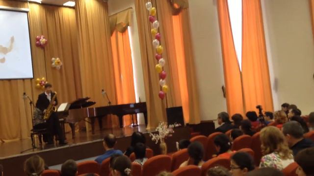 "Take five" исп. Гареев Тагир, саксофон тенор. смотреть онлайн