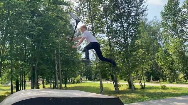 Новое видео ! GAME OF SCOOT смотреть онлайн