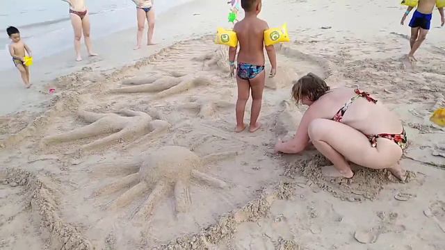 Эмираты отель ОКЕАНИК пляжные фигуры смотреть онлайн