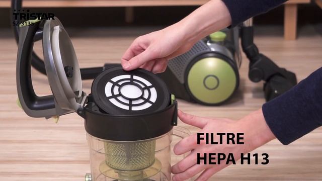 Tristar SZ-3135 Aspirateur multi-cyclonique смотреть онлайн