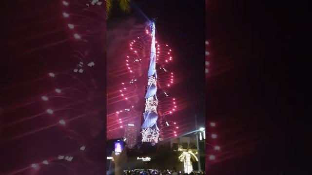 Дубай Новый год 2022 фейерверк Бурж Халифа . New Year 2022 Dubai,  Firework  Burj Khalifa