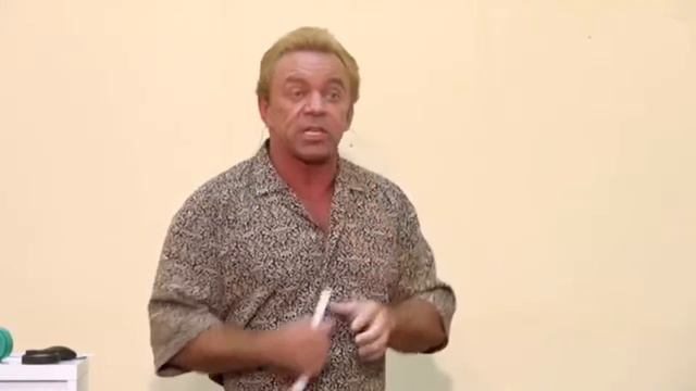 Многознание уму не научает.