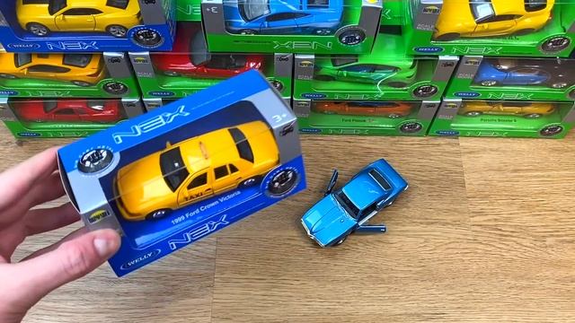 Unboxing New DieCast Model Ford Crown Victoria and Pontiac Firebird sport diecast metal 1/43 scale смотреть онлайн