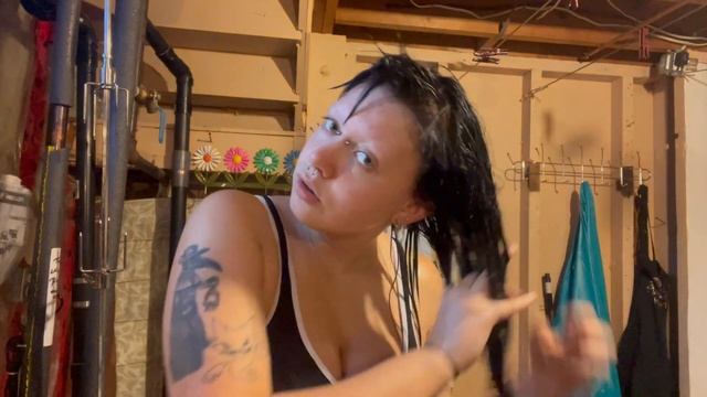 GOTH GIRL GLOWUP! (Fixing Up My Hair And Nails!)