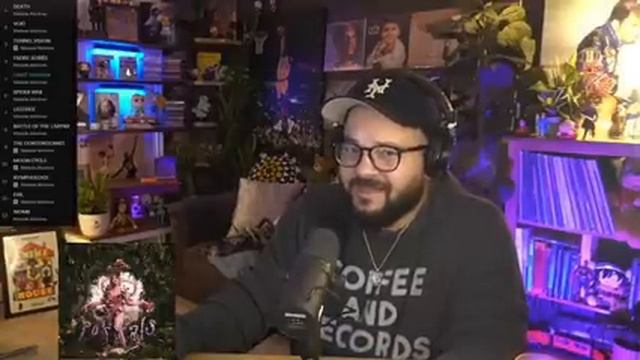 Listening to MELANIE MARTINEZ' Portals | First Reaction смотреть онлайн