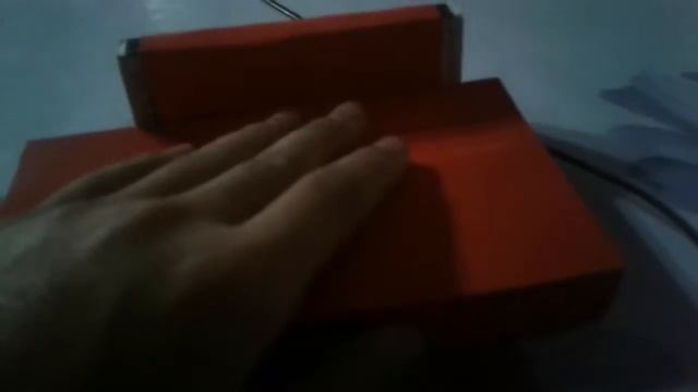 Сделал новую подставку для телефона? с красным цветом смотреть онлайн