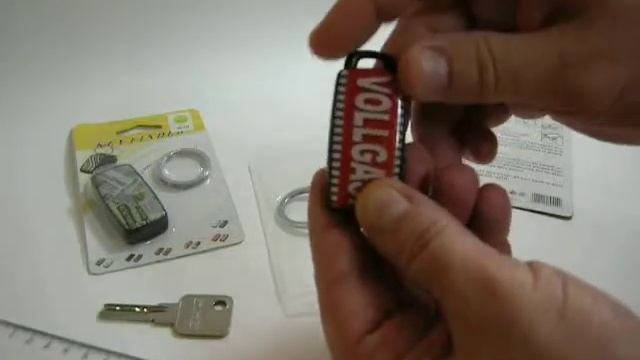 Брелок для поиска ключей откликающийся на свист Key Finder смотреть онлайн
