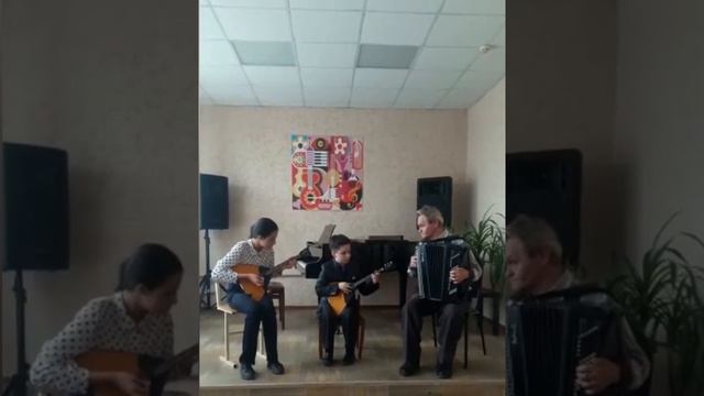 Дуэт Перепелицына Евгения,Лысенко Виктор,рук.Сугак В.И. Листов " В Землянке"обр. Сугака В.И. смотреть онлайн