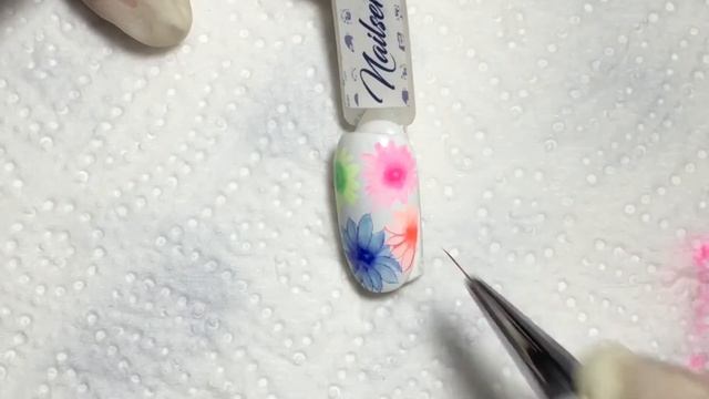 Цветы на ногтях. Дизайн ногтей. Роспись гель лаками смотреть онлайн