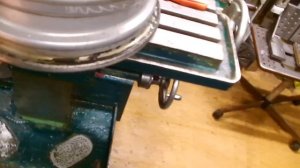 Расточка центрального отверстия автомобильных дисков.