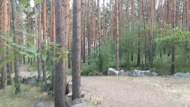 Иду по базе отдыха и спускаюсь к Каменным воротам смотреть онлайн
