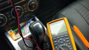 Установка видеорегистратора и радар-детектора в Land Rover Freelander 2