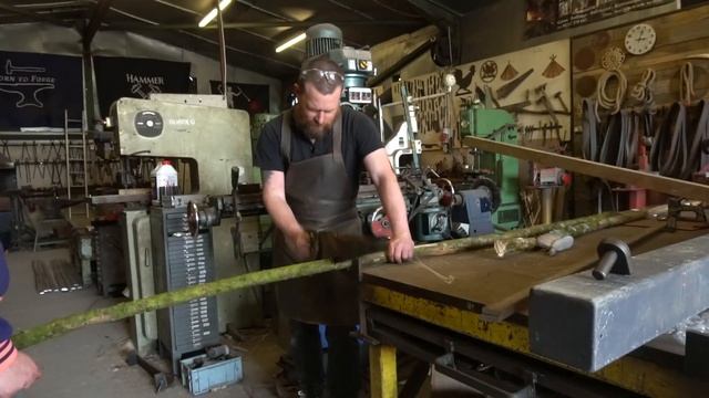 Forging a Pirate Harpoon смотреть онлайн