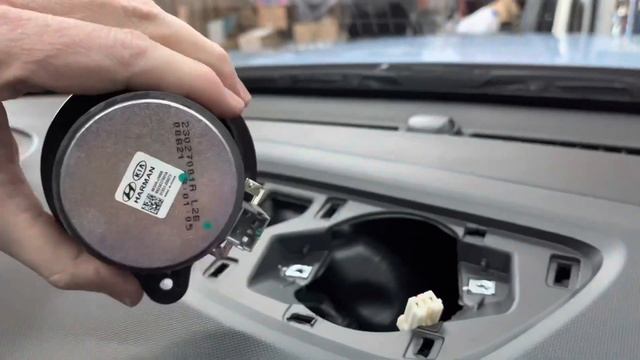 Hyundai Veloster N Bose Center Channel Speaker Removal, Dayton RS75-4 3" Speaker Installation смотреть онлайн