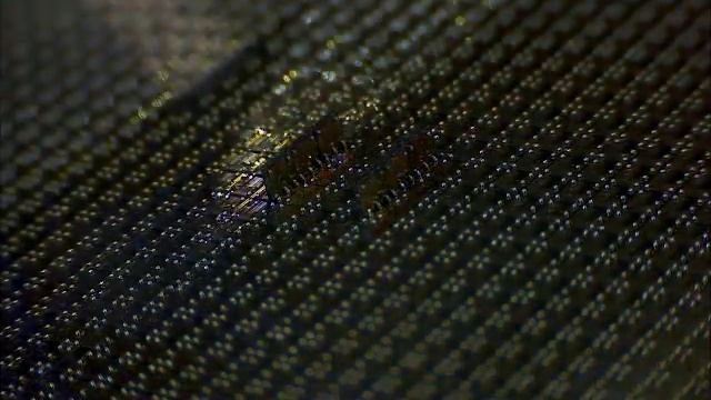Vertical Flip Chip Bonding by PacTech смотреть онлайн