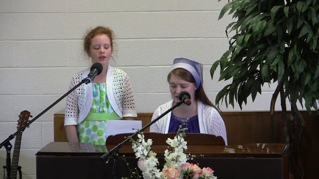 В светлых домах уют. смотреть онлайн