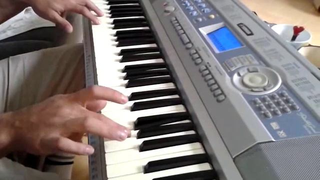 yamaha DGX 200 смотреть онлайн