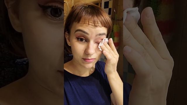 двухфазная мицелярная вода AVON / БЕЗ ЭФФЕКТА ПАНДЫ смотреть онлайн