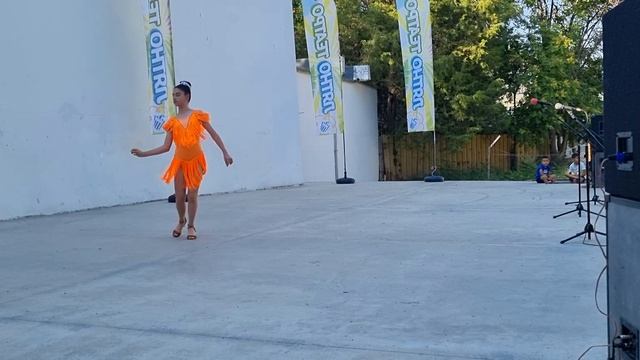 Николета - Латино - Ча Ча , Самба и Джаив смотреть онлайн