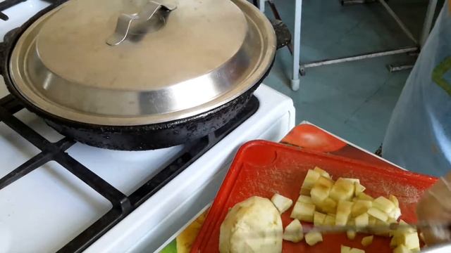 Овощное соте из баклажан , кабачков ,моркови в собственном соку без жарки . смотреть онлайн