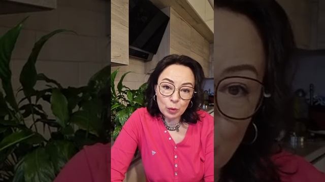 ЧТО БОЛИТ У НЕЙЛ МАСТЕРА И ПОЧЕМУ смотреть онлайн
