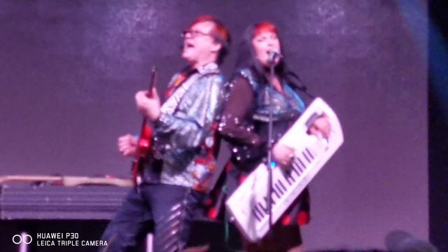 Группа Божья коровка - Гранитный камушек Звёзды дискотек 90х Тюмень смотреть онлайн