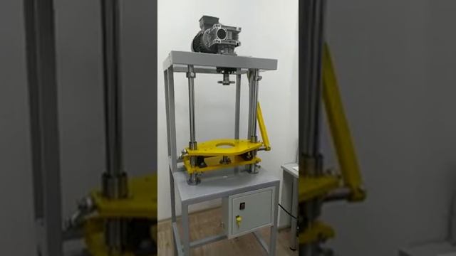 Формовочный станок для глины смотреть онлайн