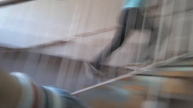 Рэпер Артем. Зачем тебе столько книг? Уличное искусство. смотреть онлайн