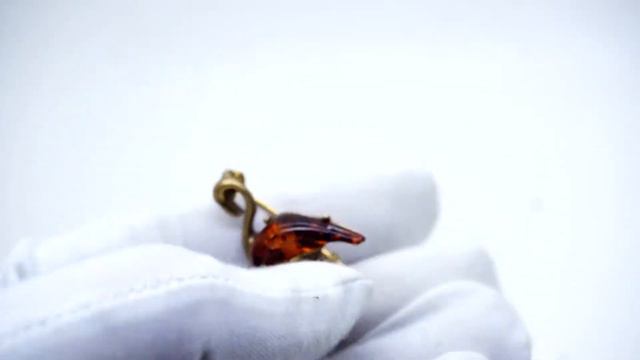 Изящная брошь Фламинго янтарь бронза птица аксессуар брошка маленькая 3031 смотреть онлайн