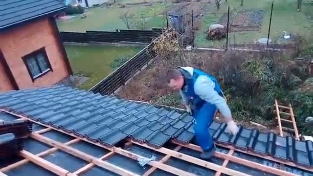 Быстрая укладка натуральной черепицы Робен. смотреть онлайн