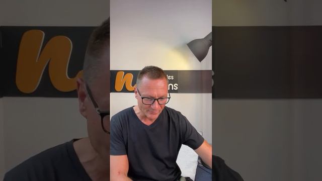 Mon fournisseur veut m'arnaquer ? Comment gérer un conflit avec lui ! смотреть онлайн