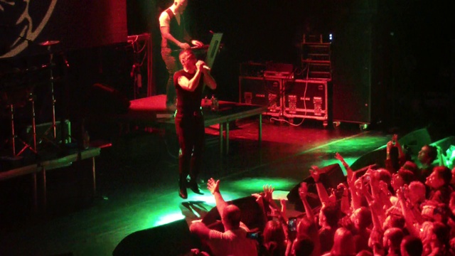 And One - Fur @ live in Moscow.Russia 08.09.2018 смотреть онлайн