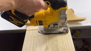 Самодельный настольный станок из лобзика - Стол для лобзика своими руками