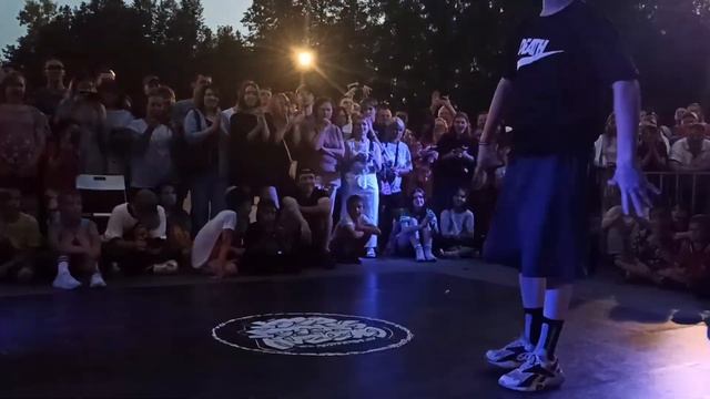 КАФ vs САХАР | ТОП 8 PUNK NOT DEAD | QUEST OF THE BEST г. Глазов смотреть онлайн