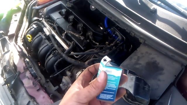 Ford Focus 2 ( форд фокус 2 ) замена ламп ближнего и дальнего света . как снять фару . смотреть онлайн