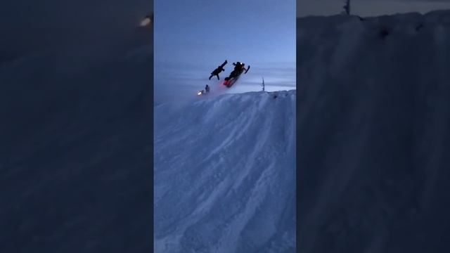 горник#снегоходы#трюки смотреть онлайн