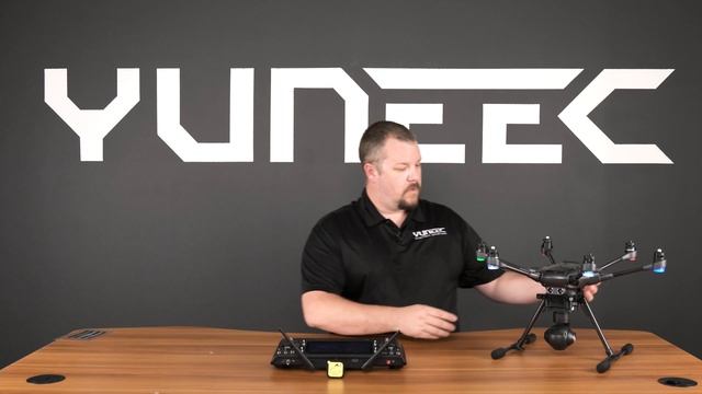 Typhoon H: Accelerometer Calibration смотреть онлайн