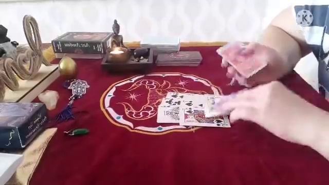 Крестовый король Какая женщина у него в сердце? смотреть онлайн