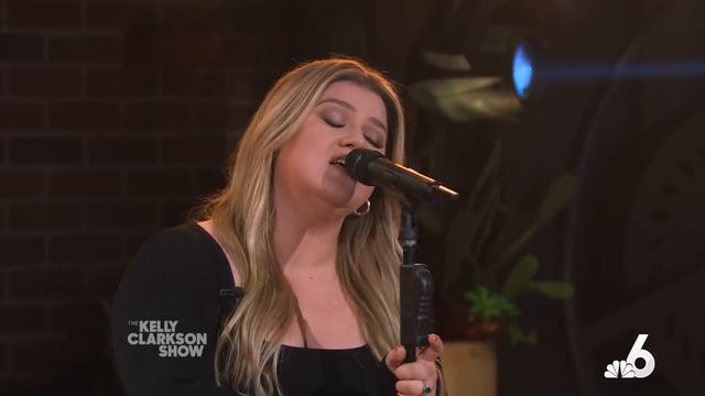 Kelly Clarkson And Sam Smith - Breakaway - Best Audio - The Kelly Clarkson Show - October 11, 2022
