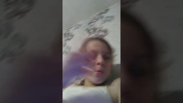 Видео на ночь снимают и выкладывают в Инстаграм снимаю куклу которую буду распаковывать на канале10 смотреть онлайн